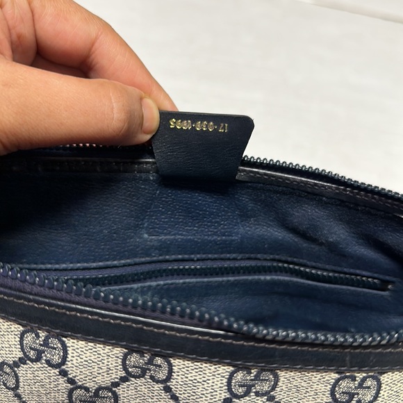 Vintage Gucci Clutch - Picture 11 of 14